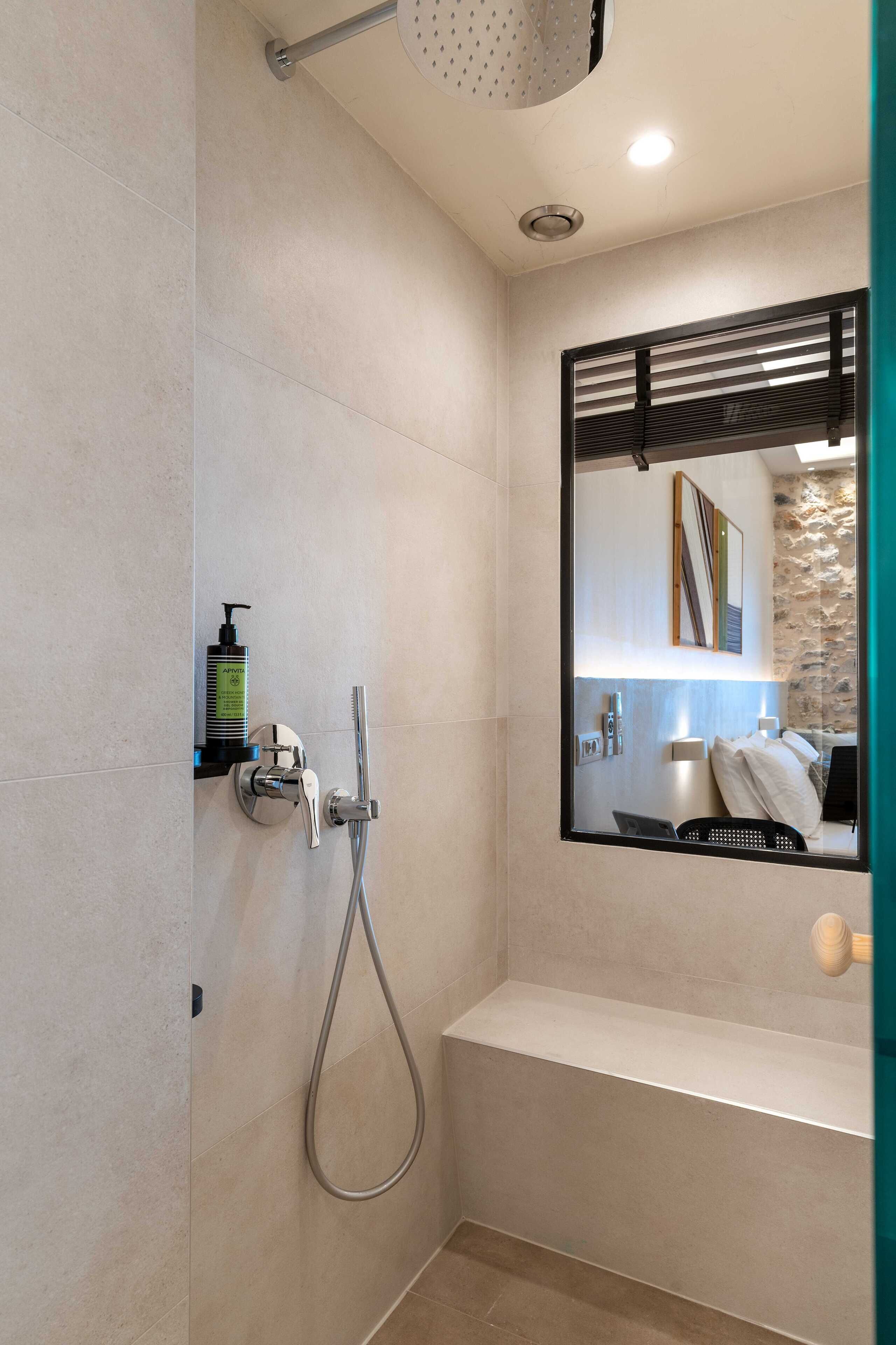 Yeeon Boutique City Hotel Gythio