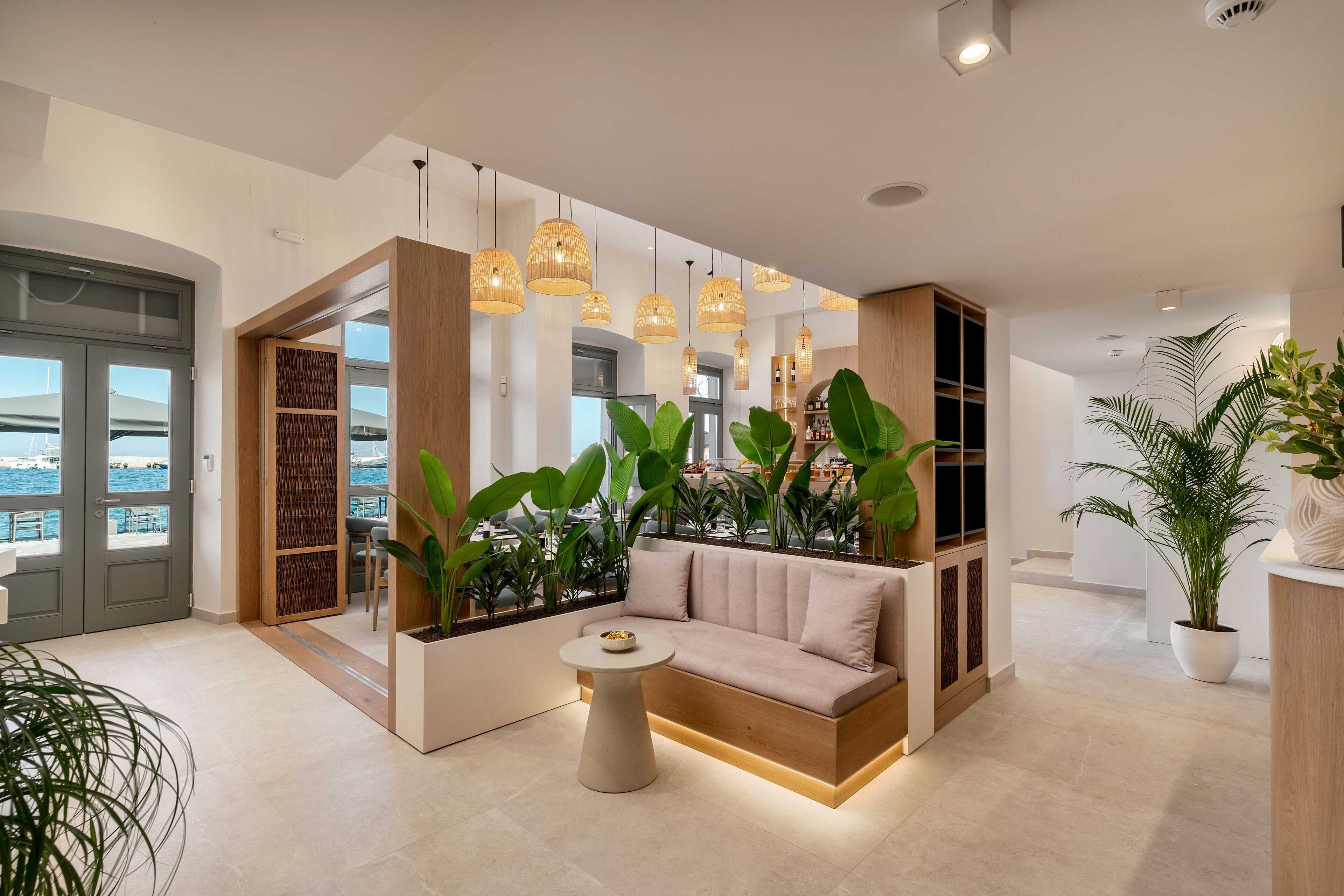 Yeeon Boutique City Hotel Gythio