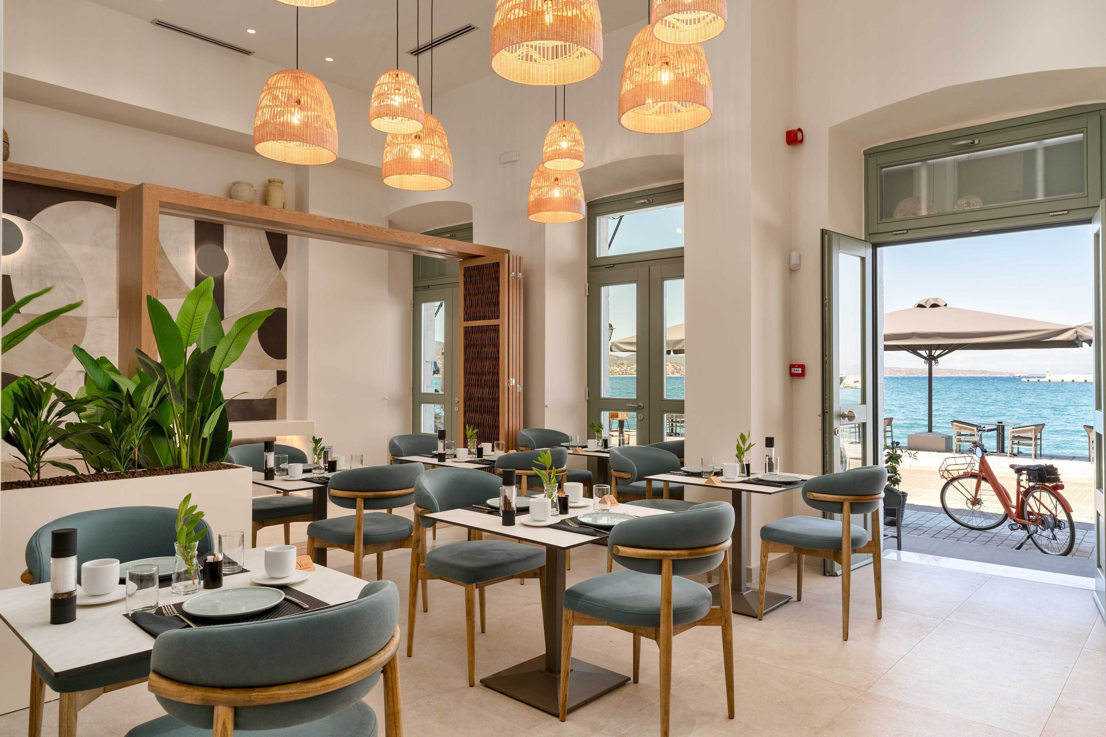 Yeeon Boutique City Hotel Gythio