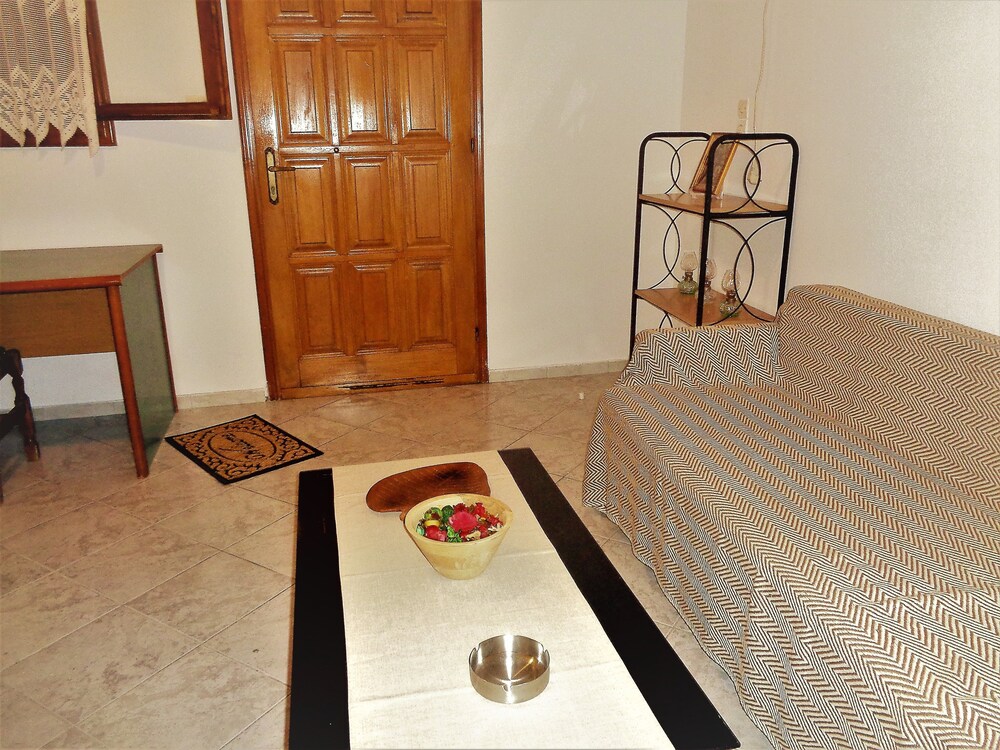 Elena's House