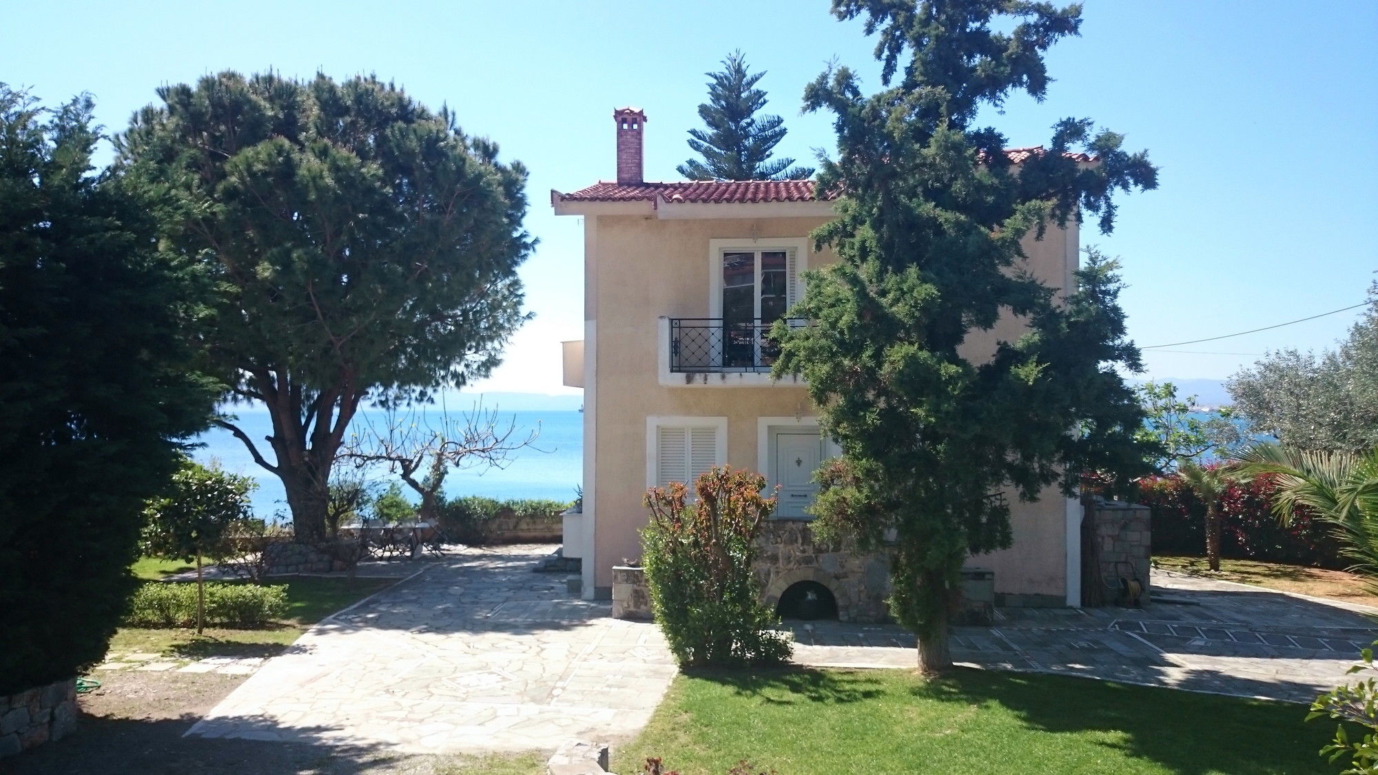 Messinian Blue Seaside Villa