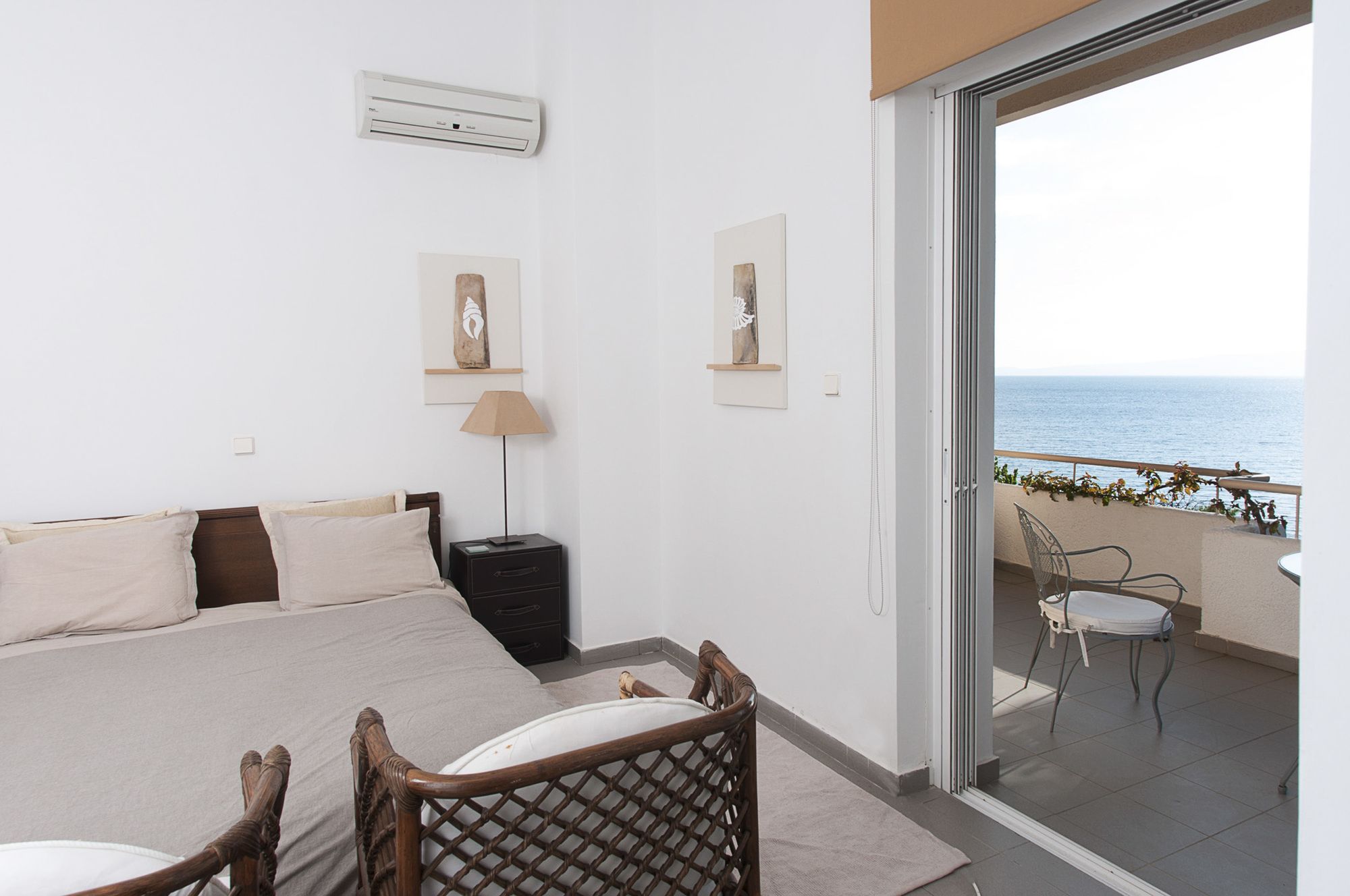 Messinian Blue Seaside Villa