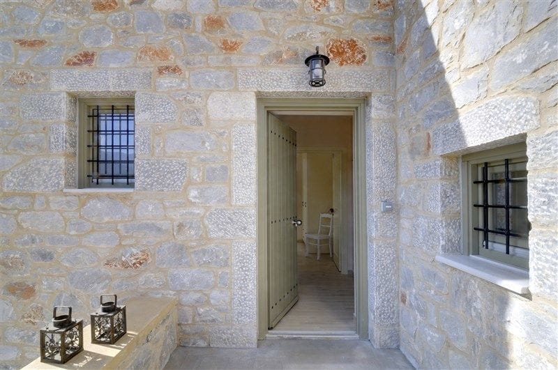 Nikoloudi Estate