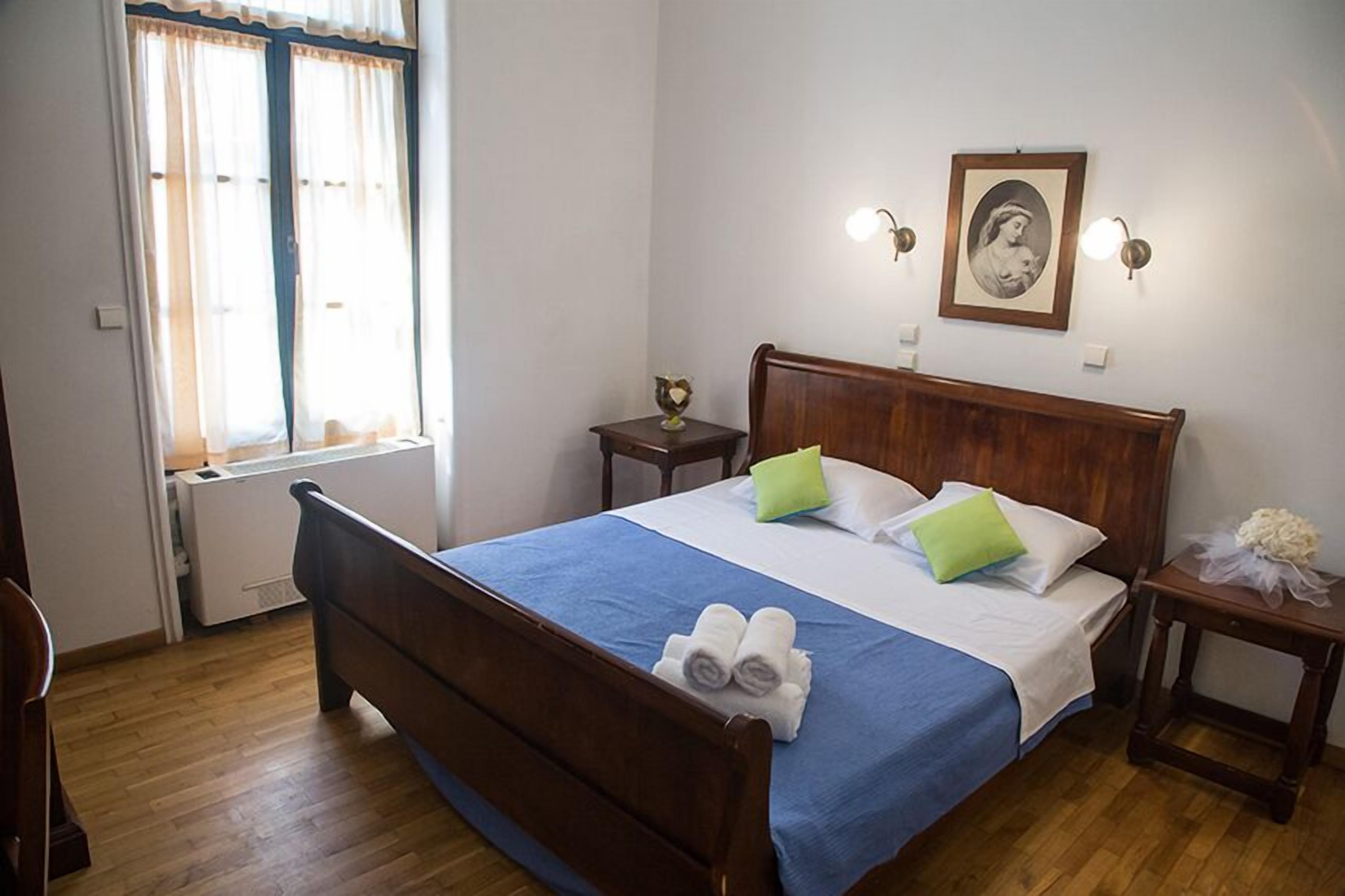 Ntouana Hotel