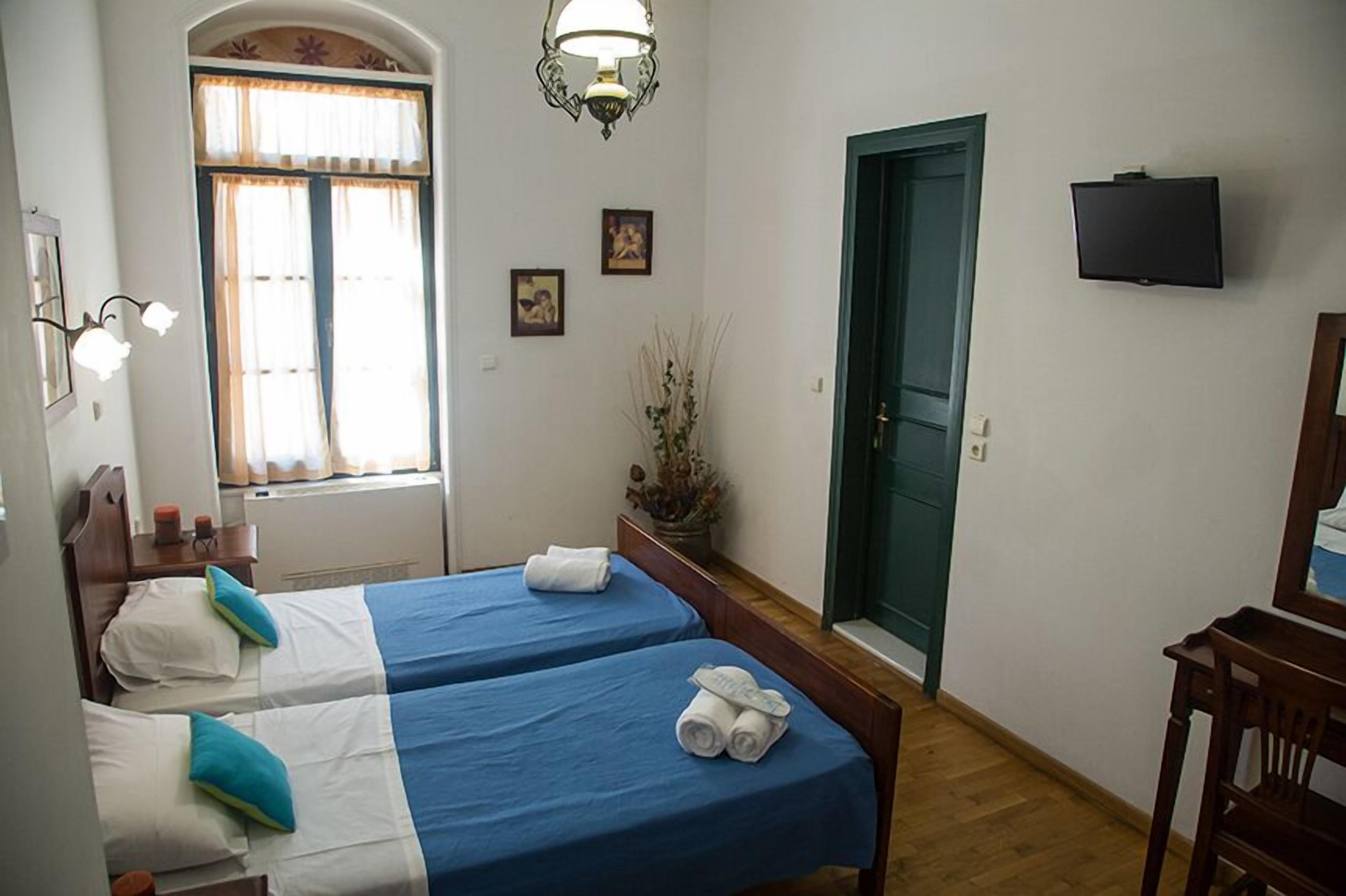 Ntouana Hotel