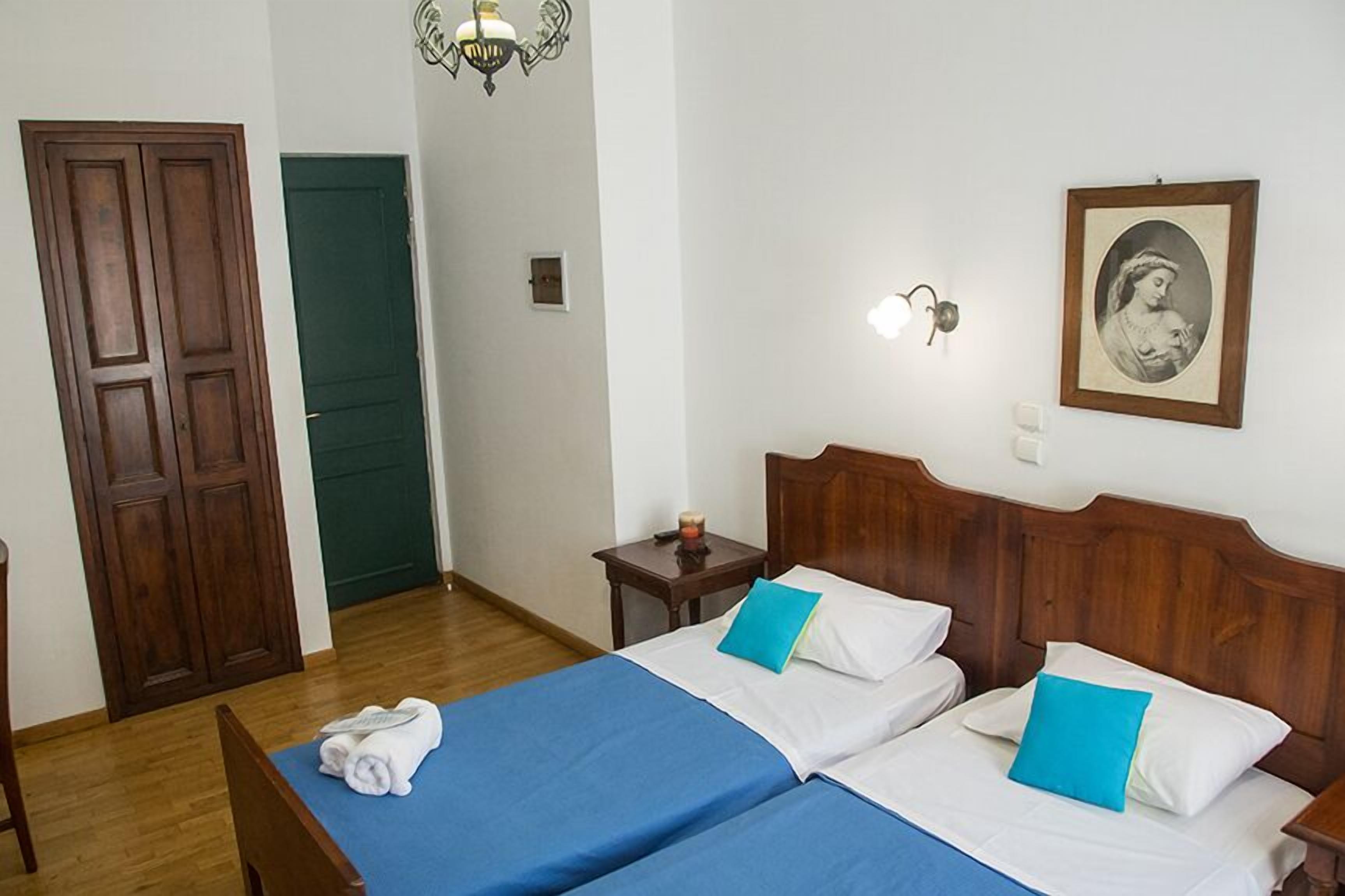 Ntouana Hotel