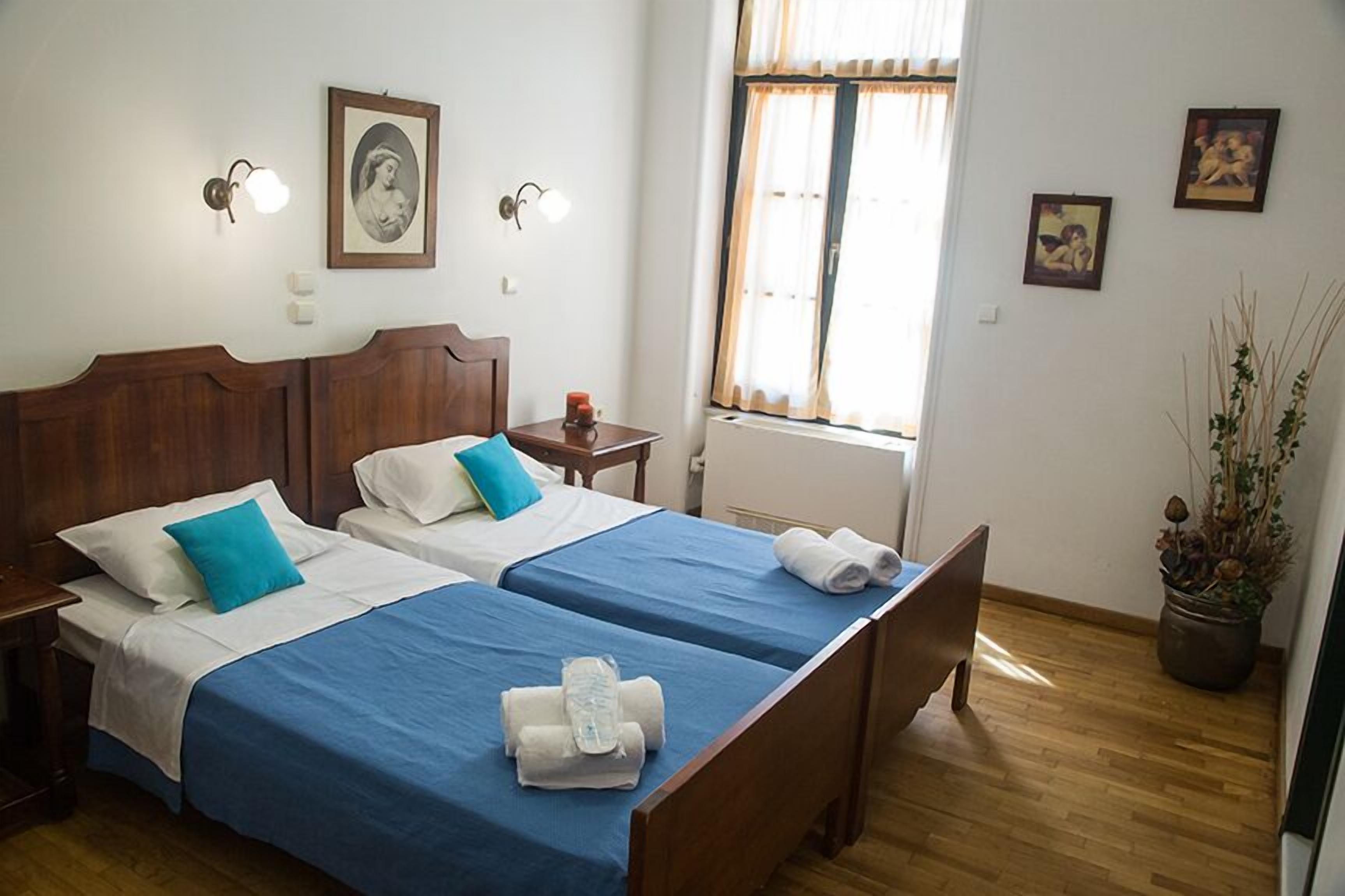 Ntouana Hotel