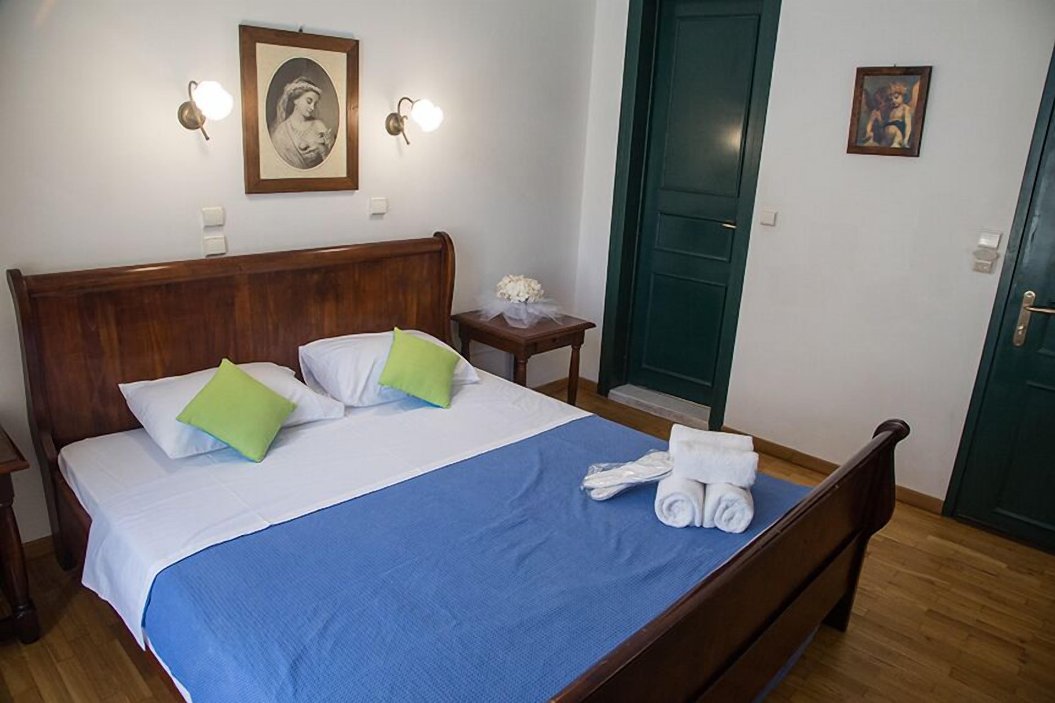 Ntouana Hotel