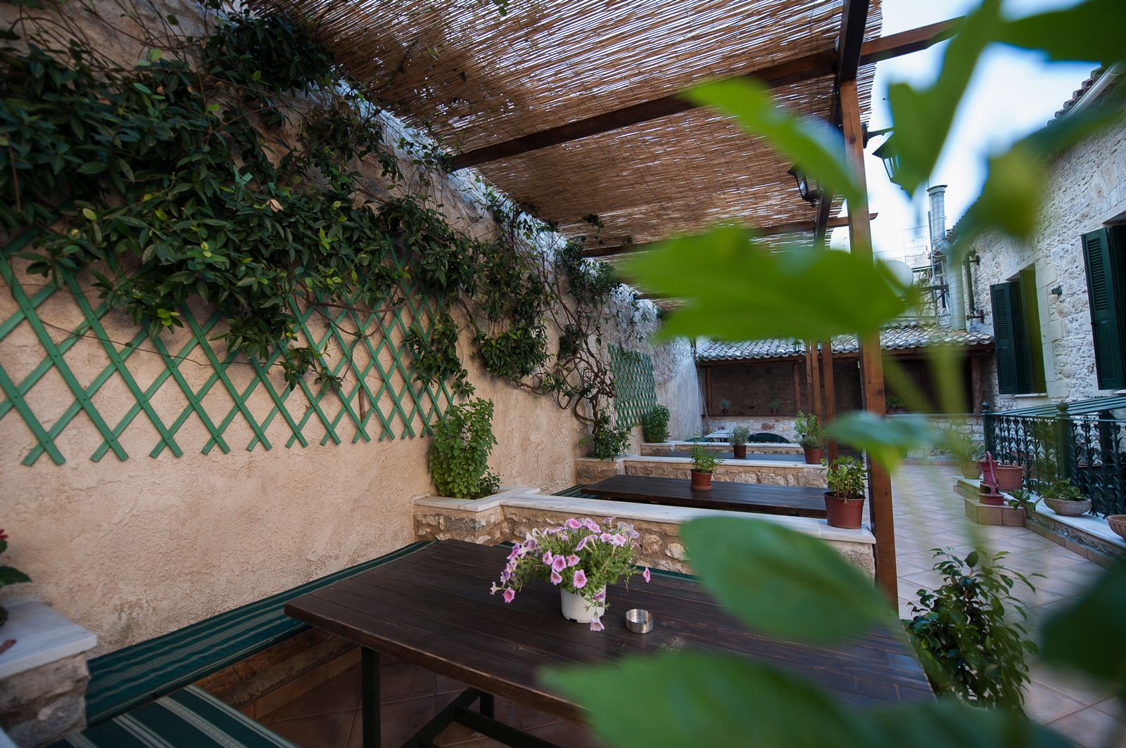 Ntouana Hotel