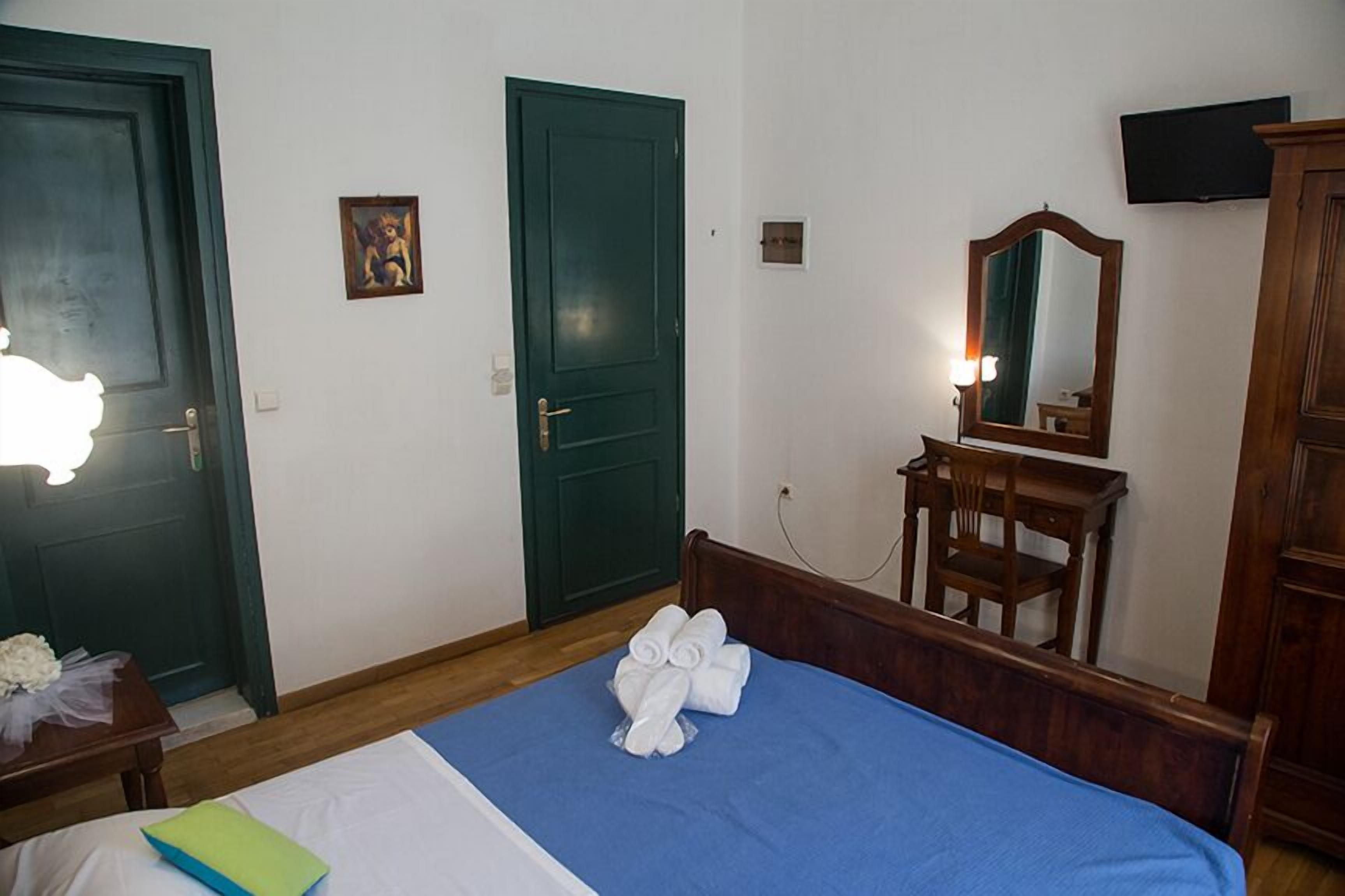 Ntouana Hotel