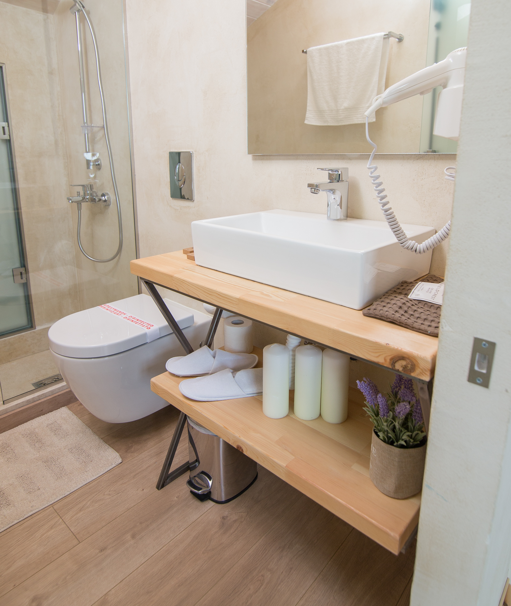 Panellinion Luxury Rooms