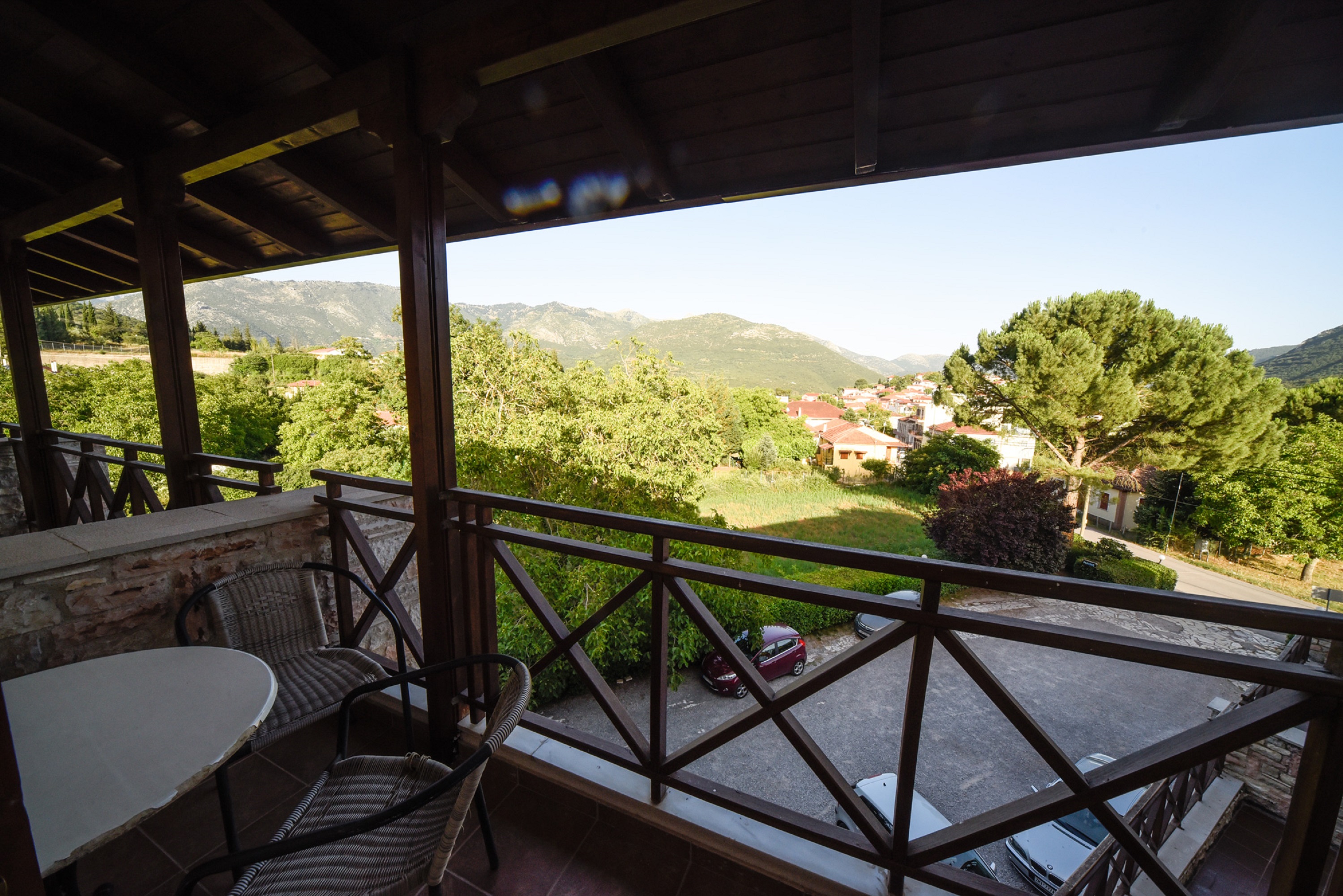 Mont Helmos Hotel