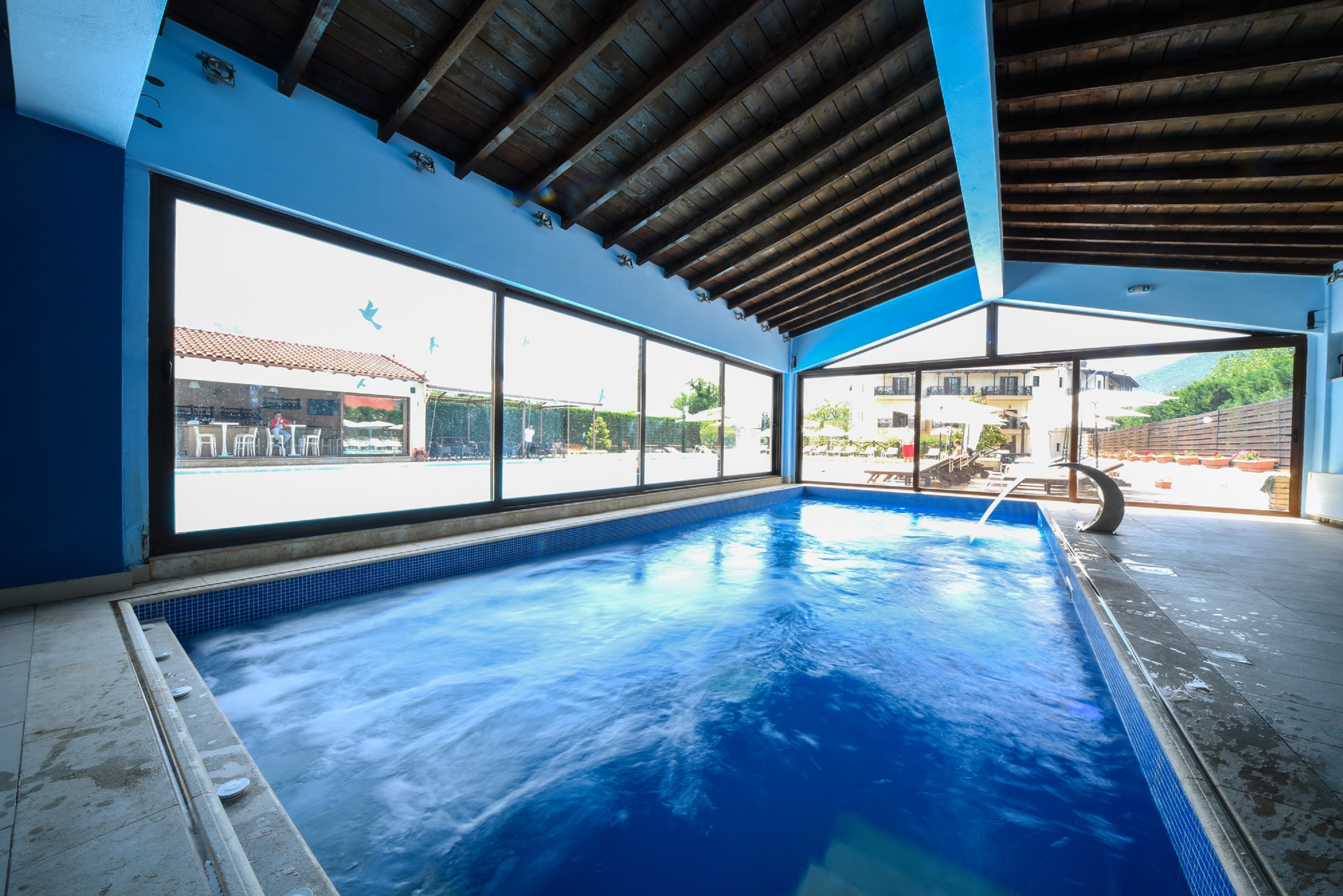 Mont Helmos Hotel