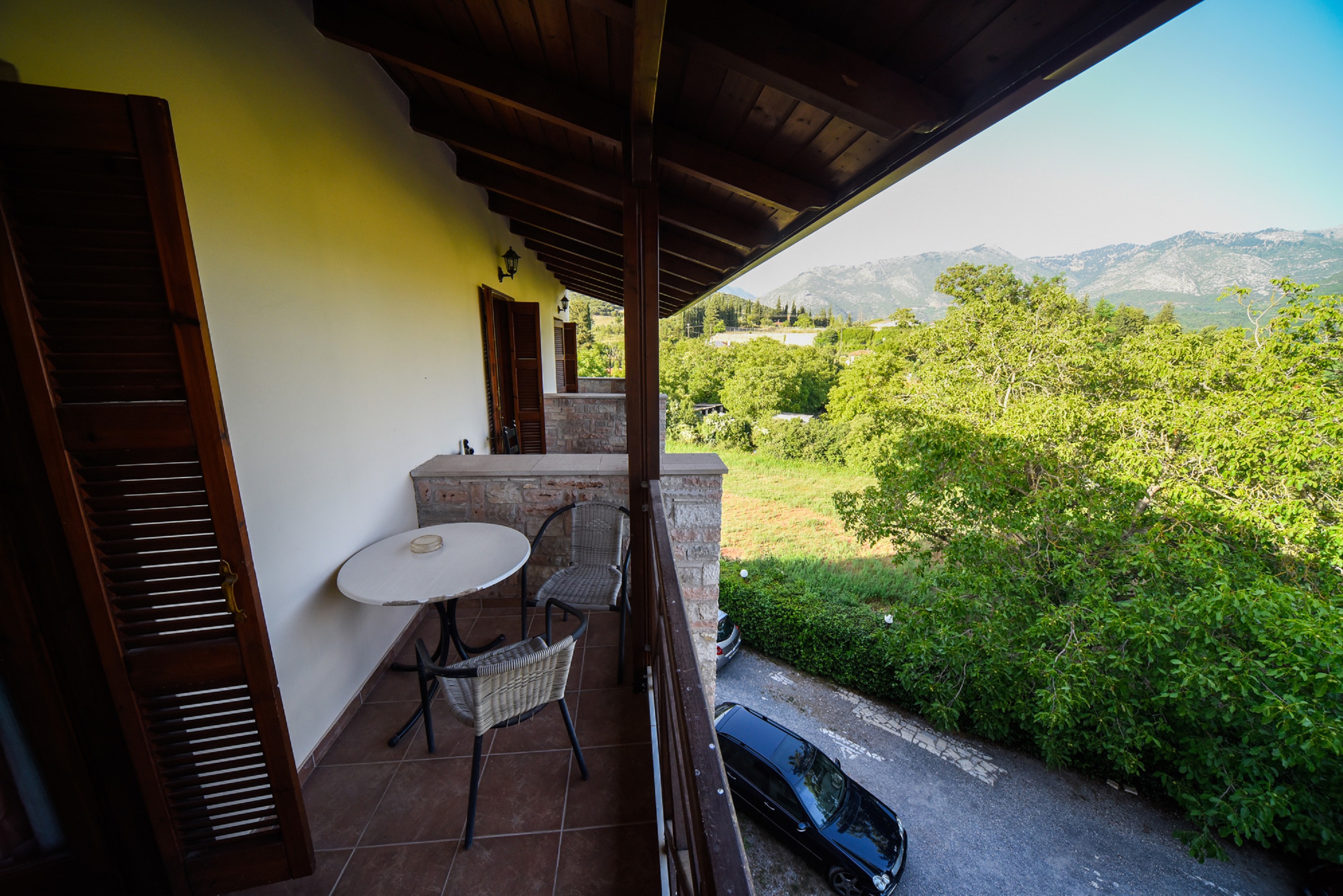 Mont Helmos Hotel