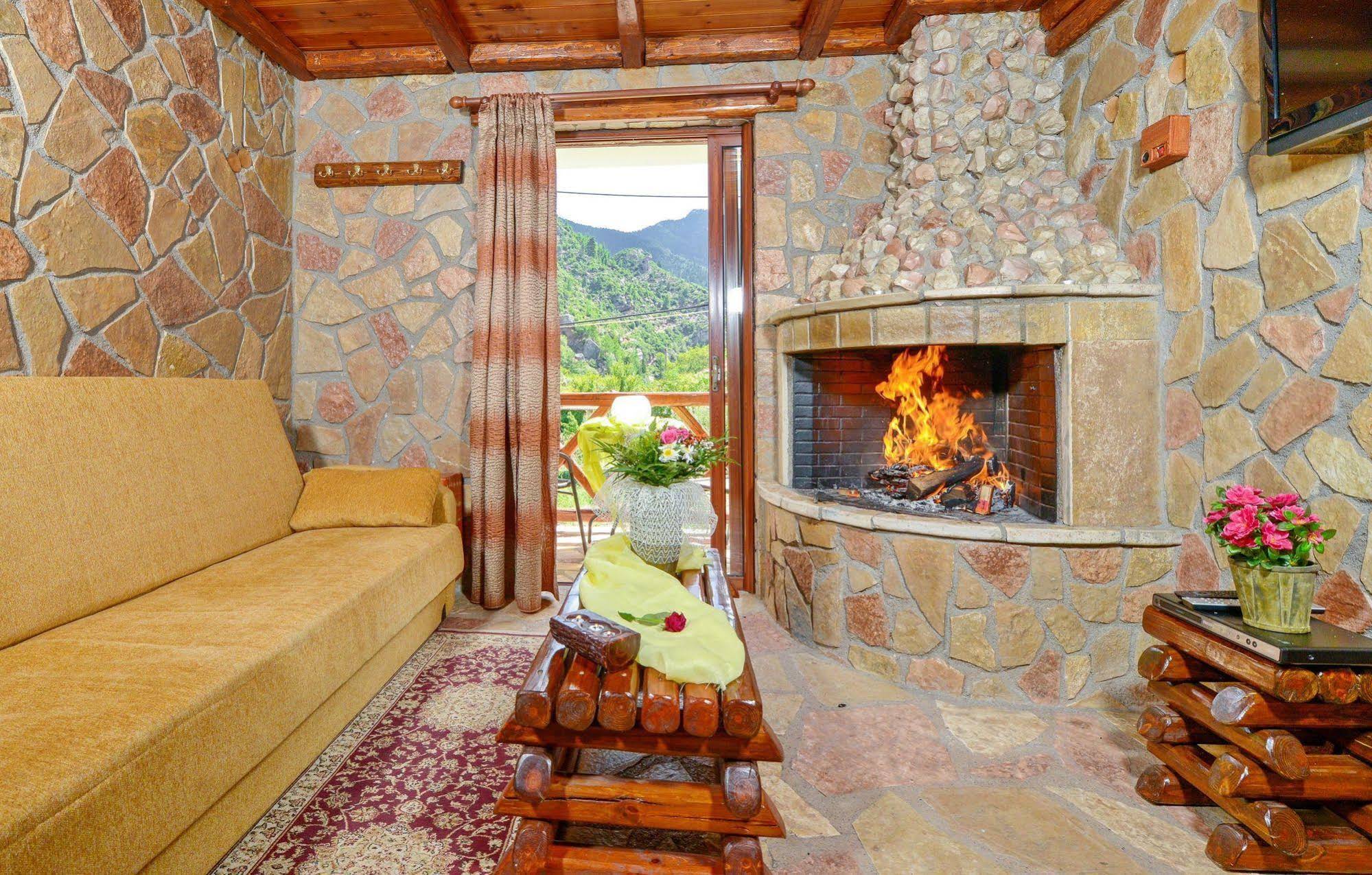 Oneiro Resort