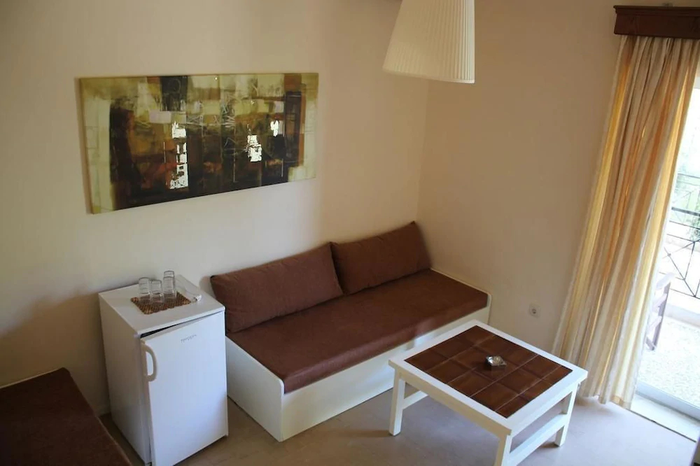 Akti Kalogria Hotel