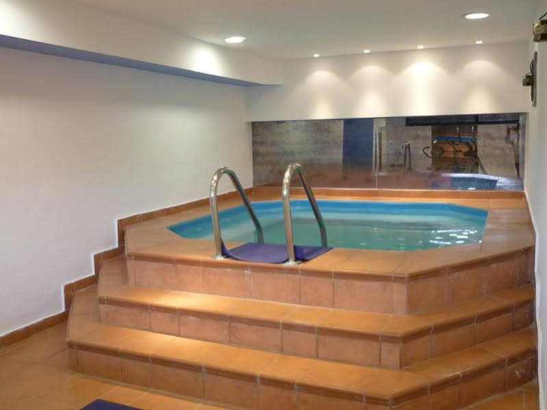 Hotel Oasis