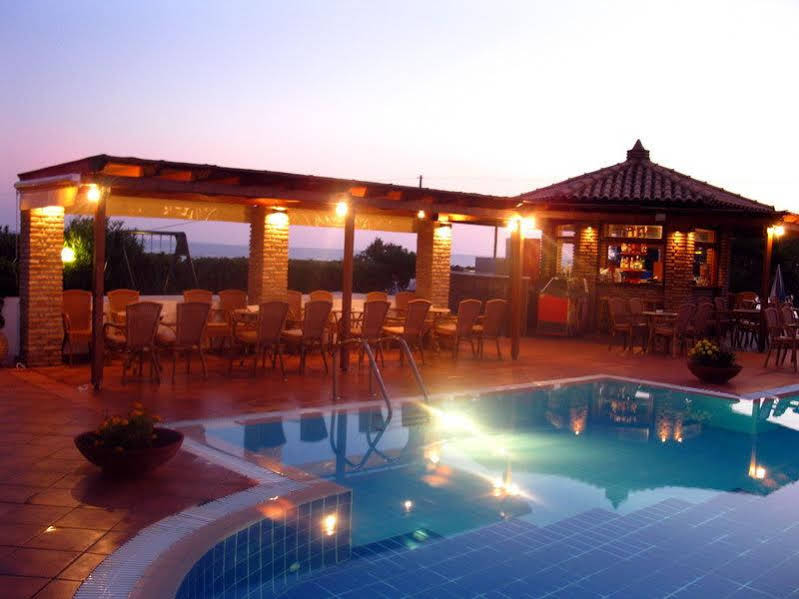 Hotel Oasis