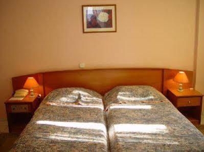 Hotel Oasis