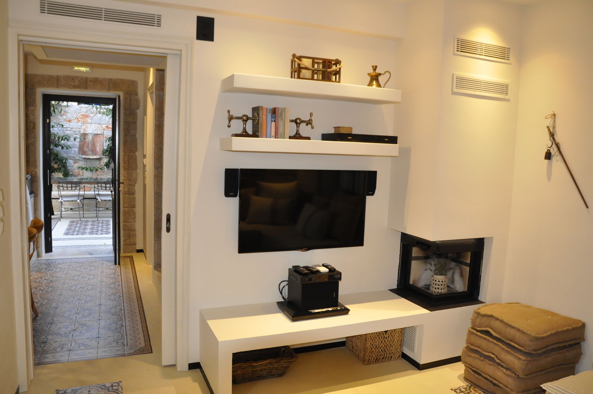 Polismata Authentic Residences