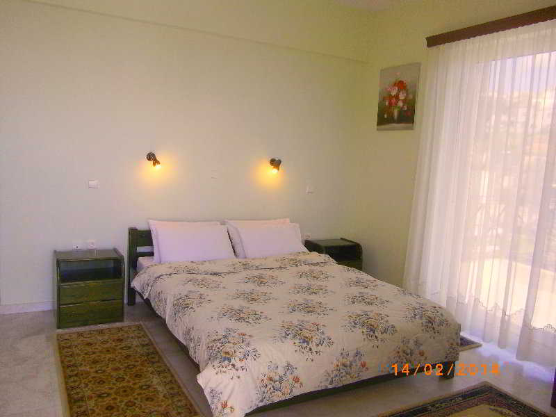 Areti-Maria Apartments