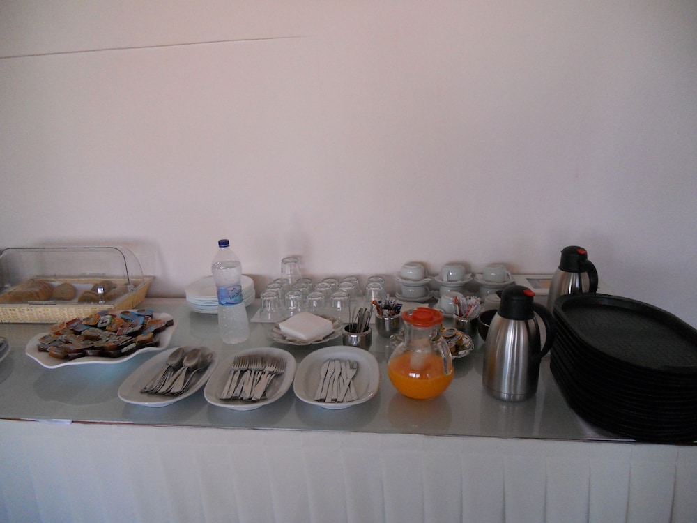 Trinasus Hotel