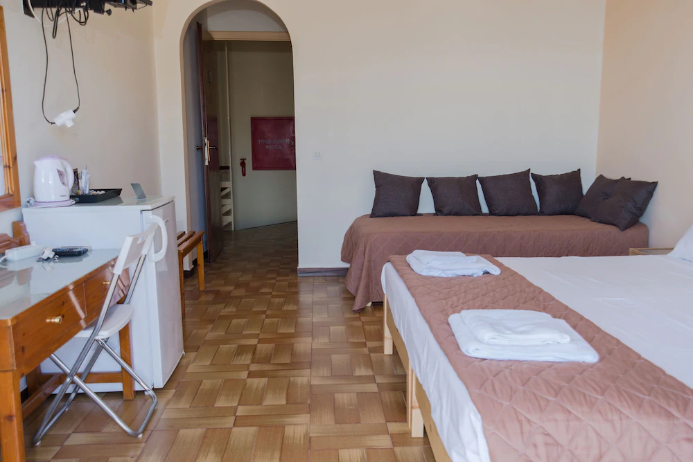 Trinasus Hotel
