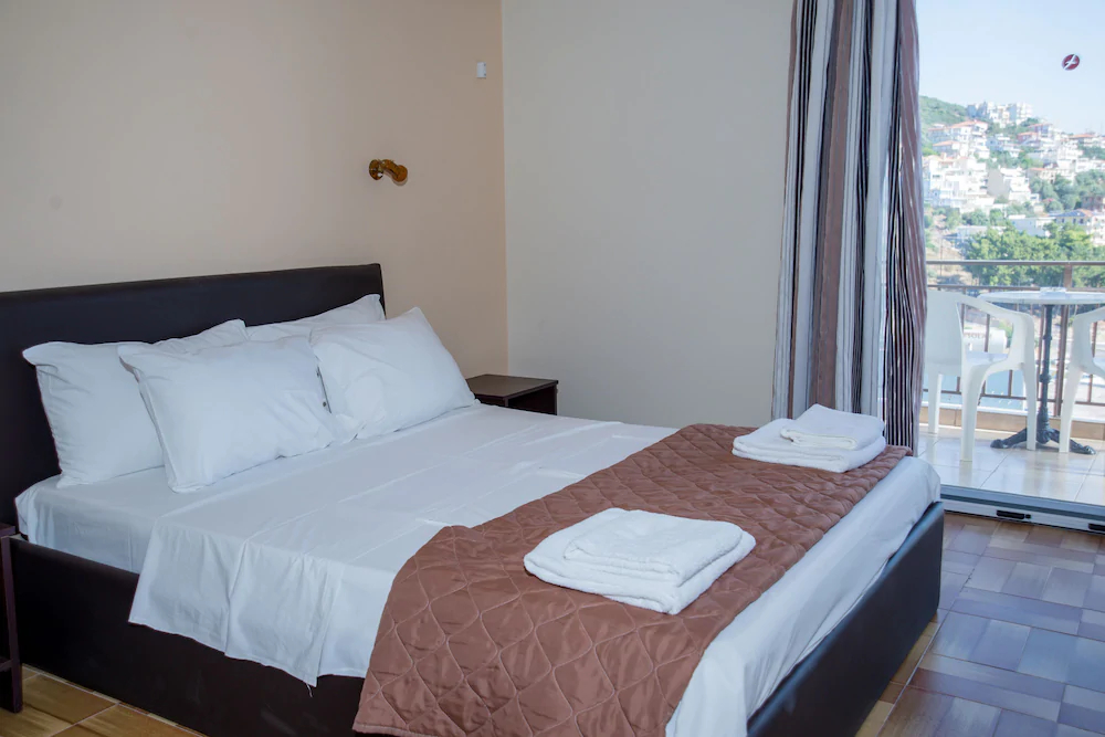 Trinasus Hotel