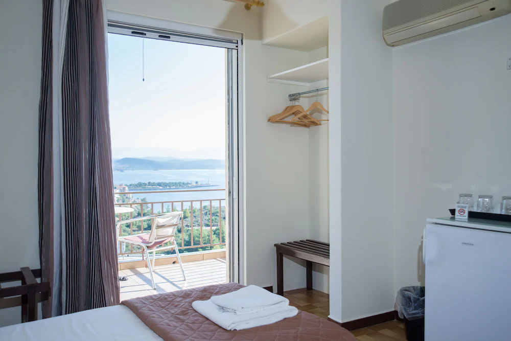 Trinasus Hotel