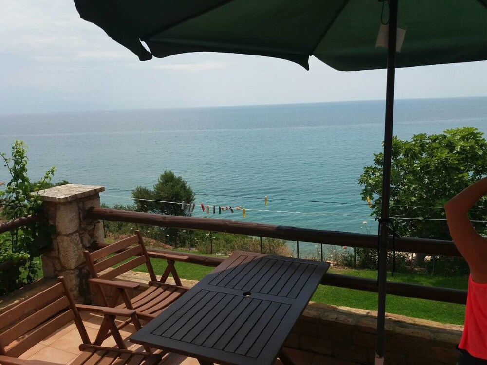 Panorama Beach Apartments