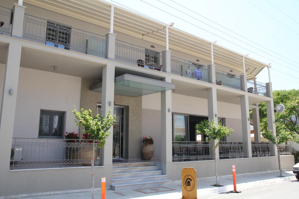 Achilles Hotel