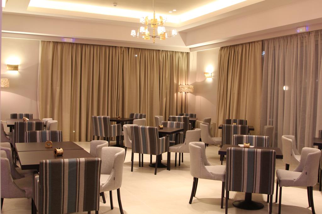 Achilles Hotel