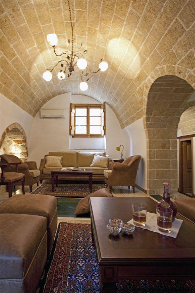 Likinia Hotel
