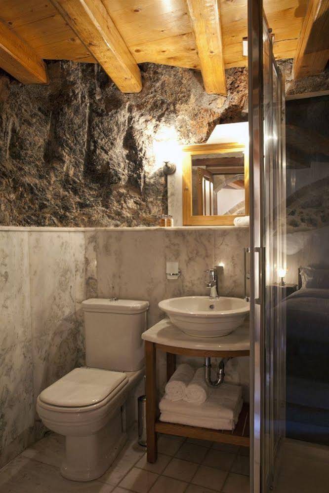 Likinia Hotel