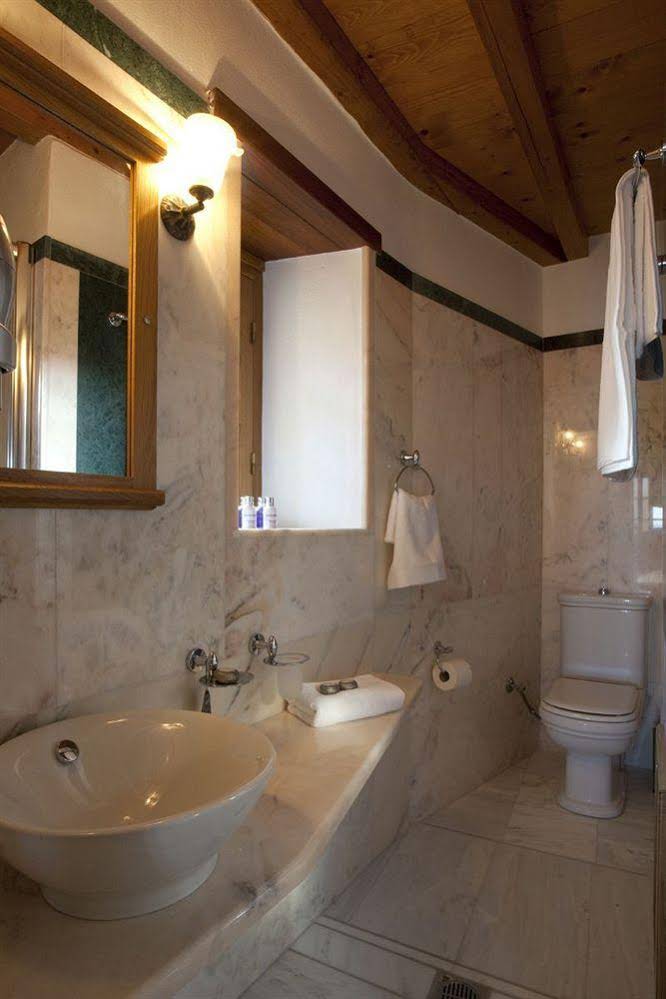 Likinia Hotel