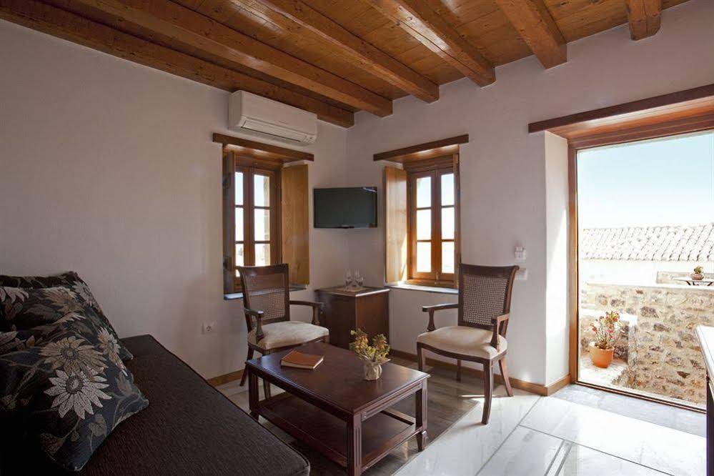 Likinia Hotel
