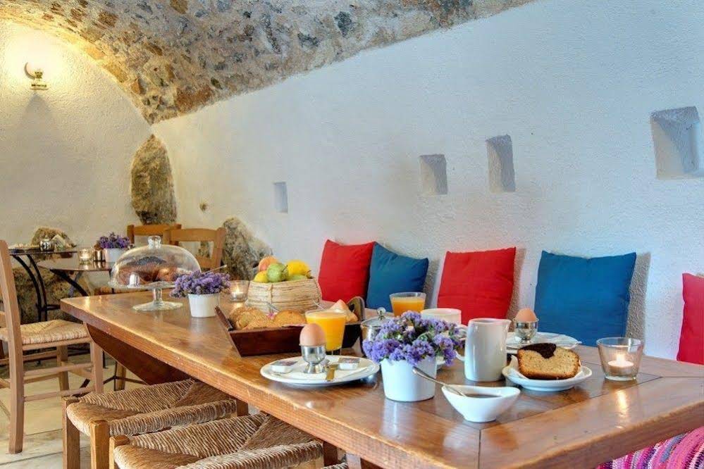 Malvasia Traditional Hotel