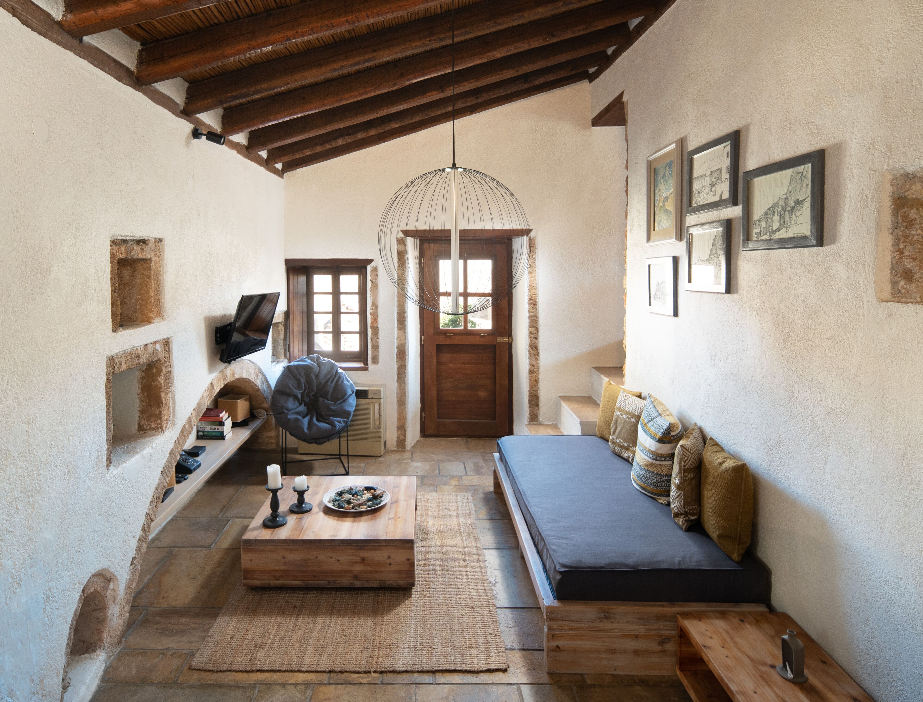 Menexes Suites Monemvasia