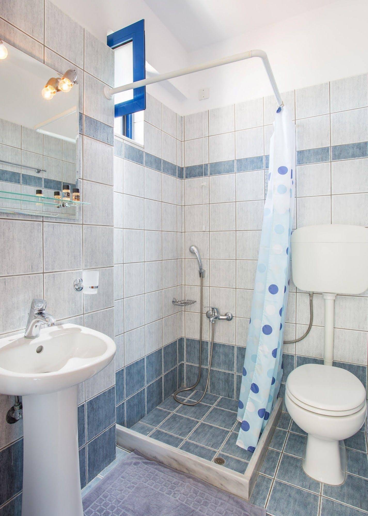 Venti Seaside Adult Hotel