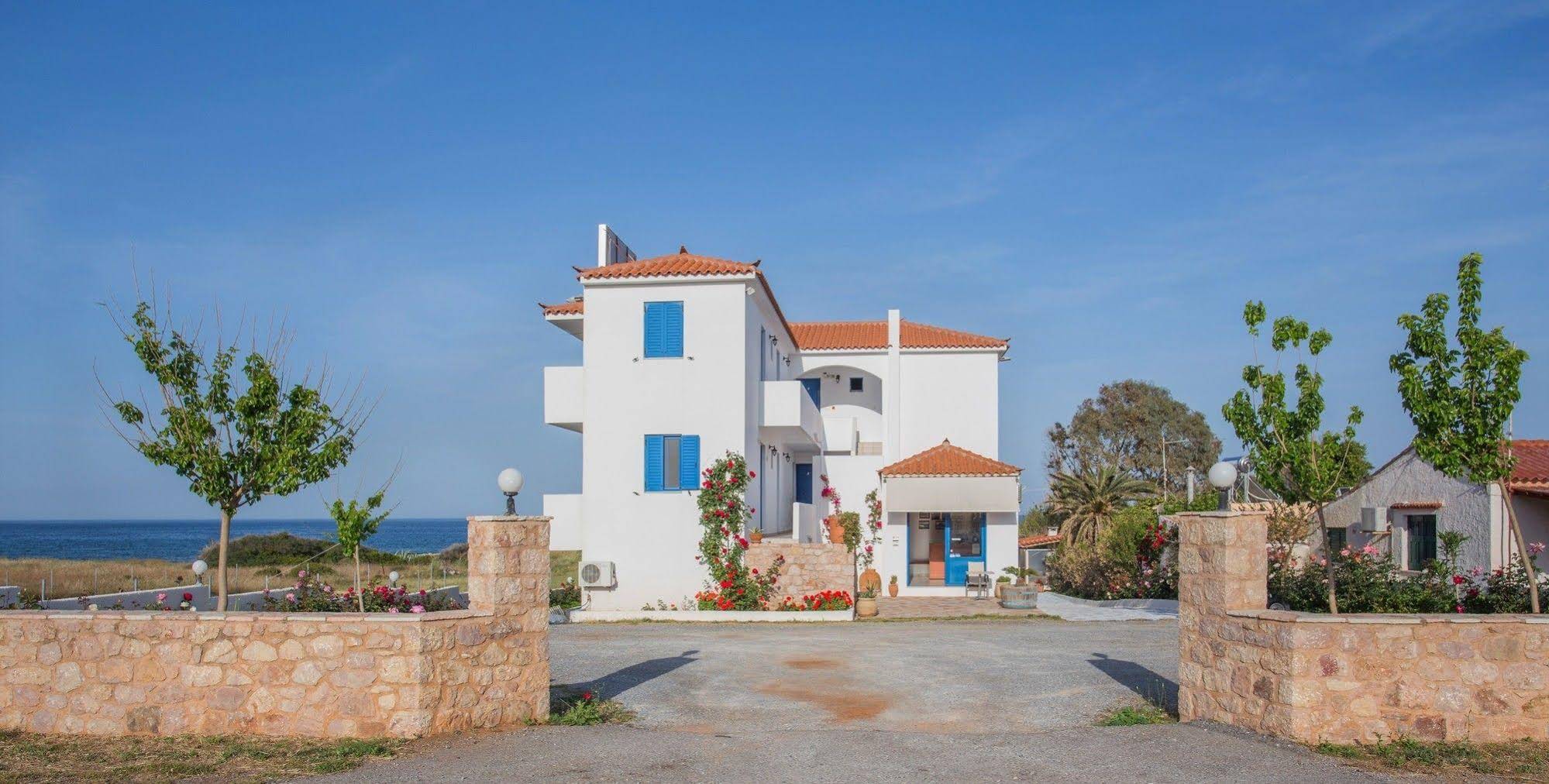 Venti Seaside Adult Hotel
