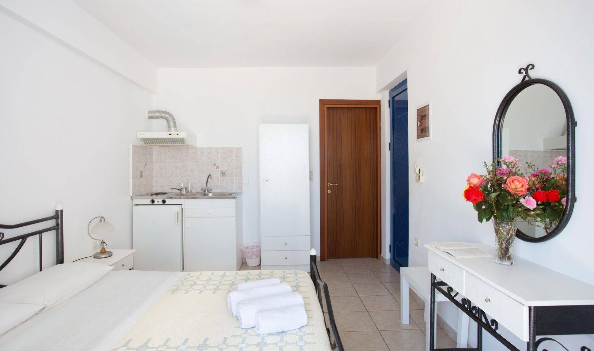 Venti Seaside Adult Hotel