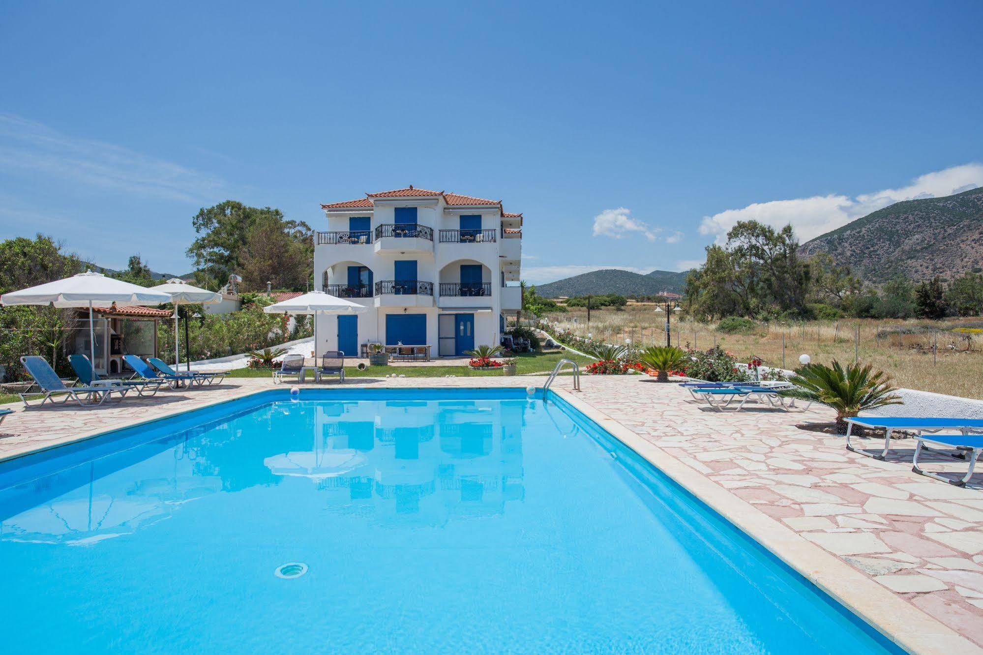 Venti Seaside Adult Hotel