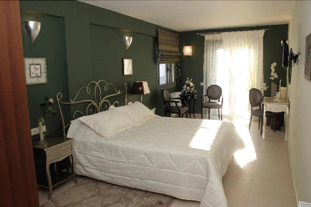 Aerinon Guesthouse
