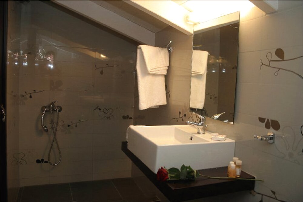 Aerinon Guesthouse