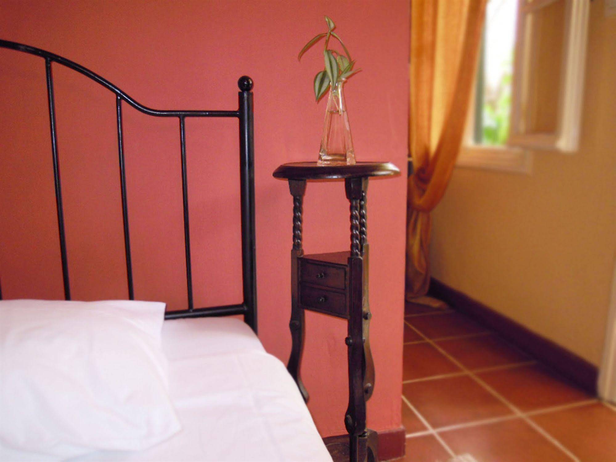 Atheaton Traditional Guesthouse