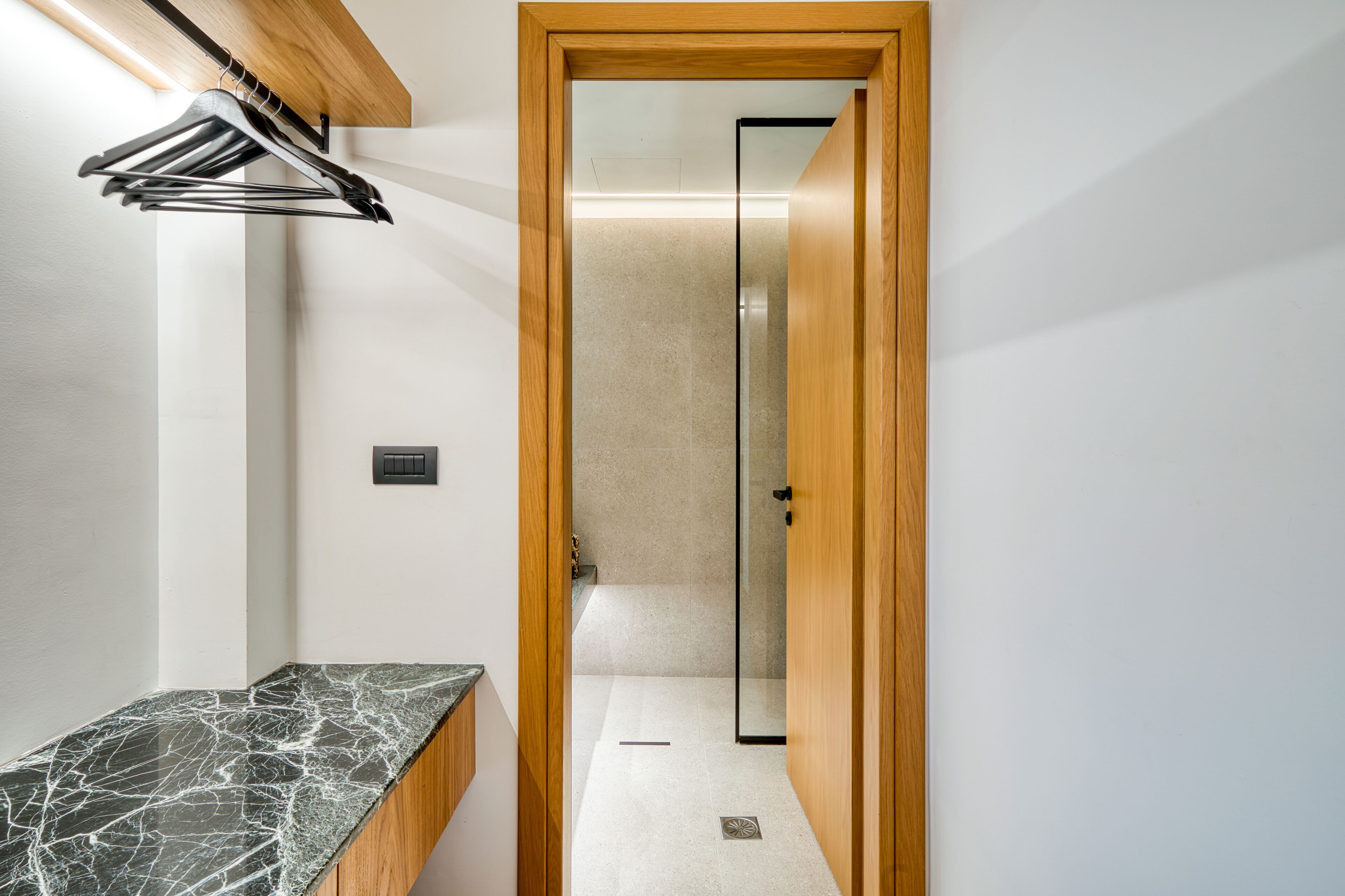 Capital Luxury Suites