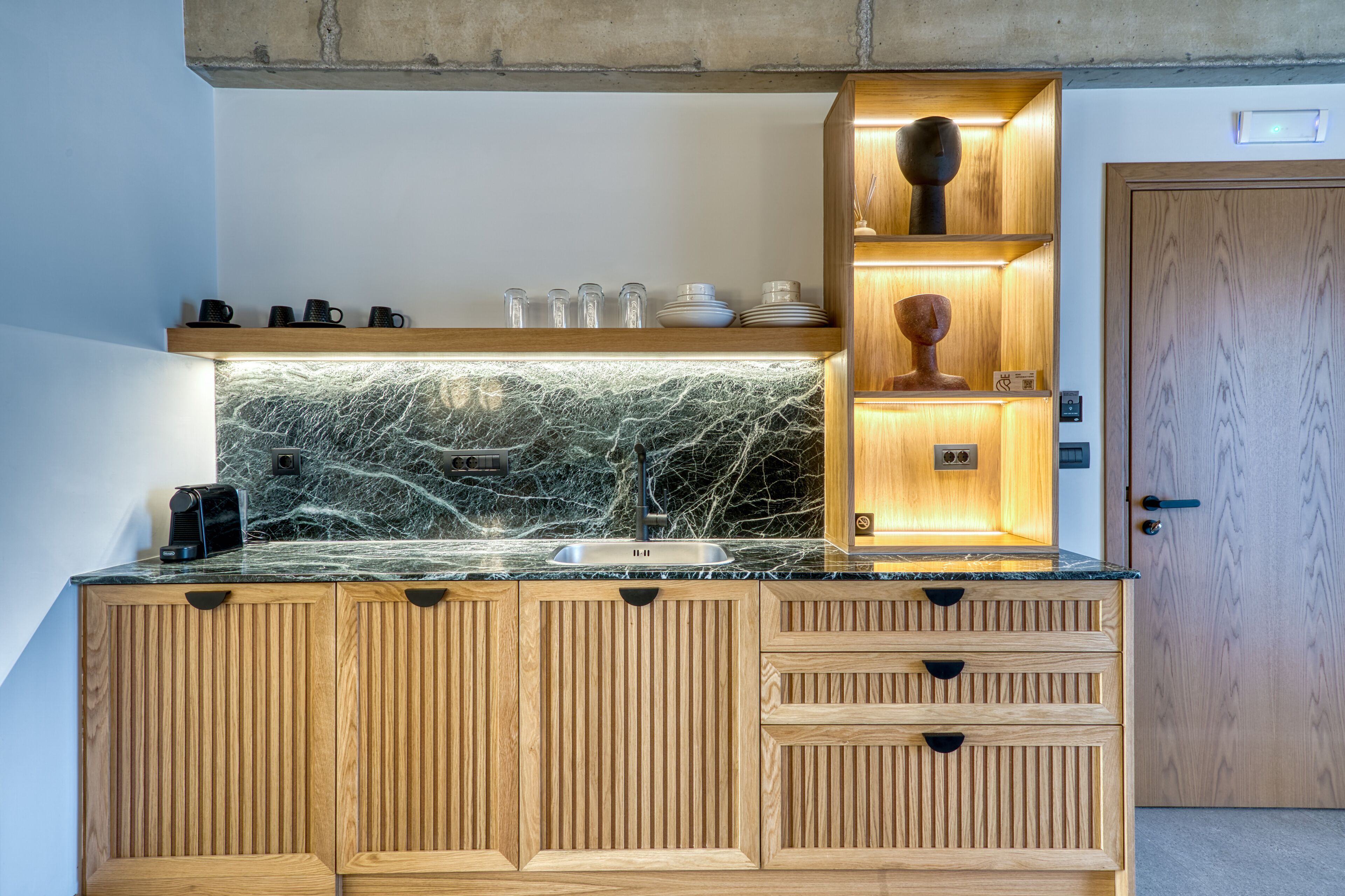 Capital Luxury Suites