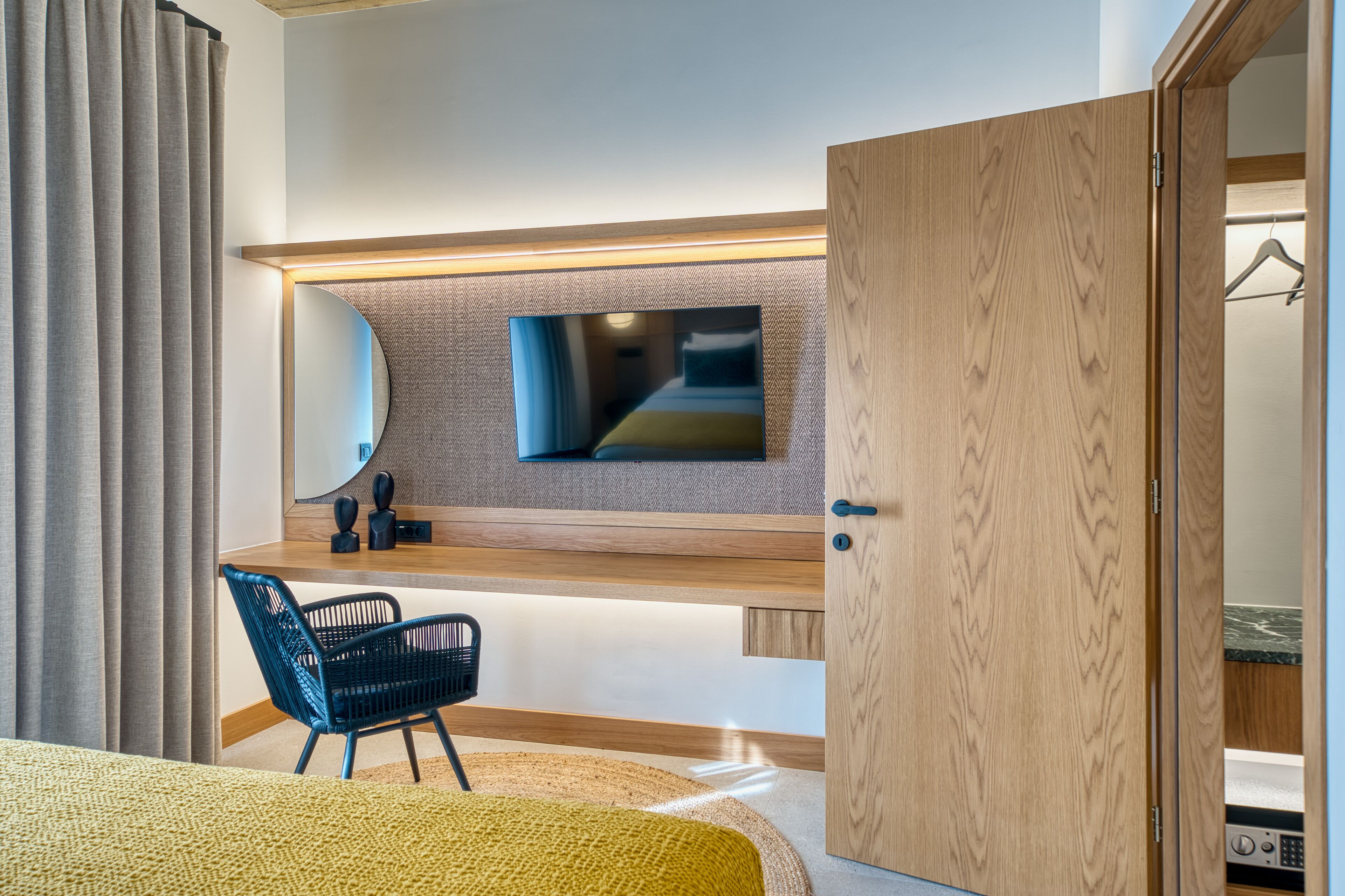 Capital Luxury Suites