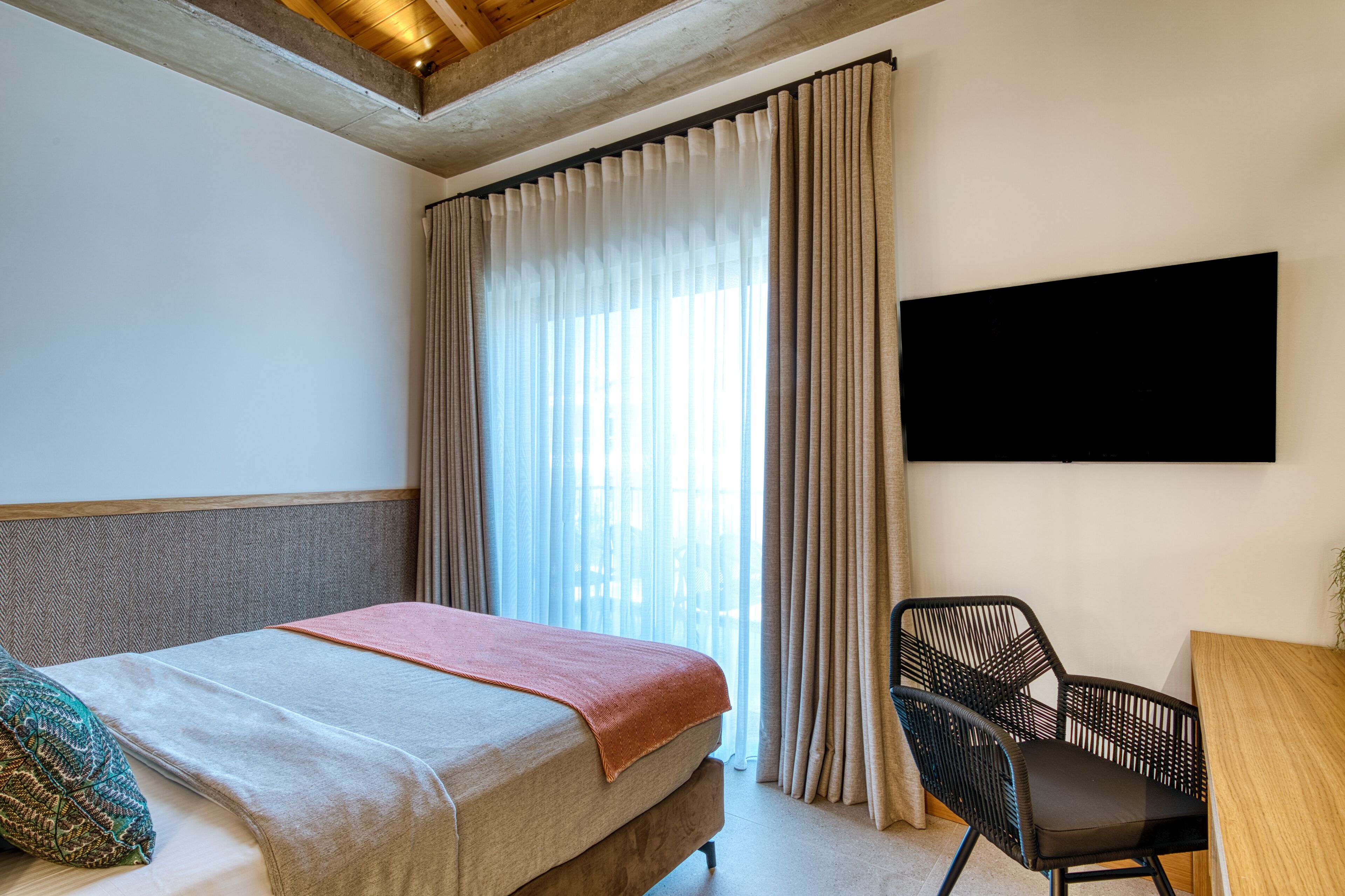 Capital Luxury Suites