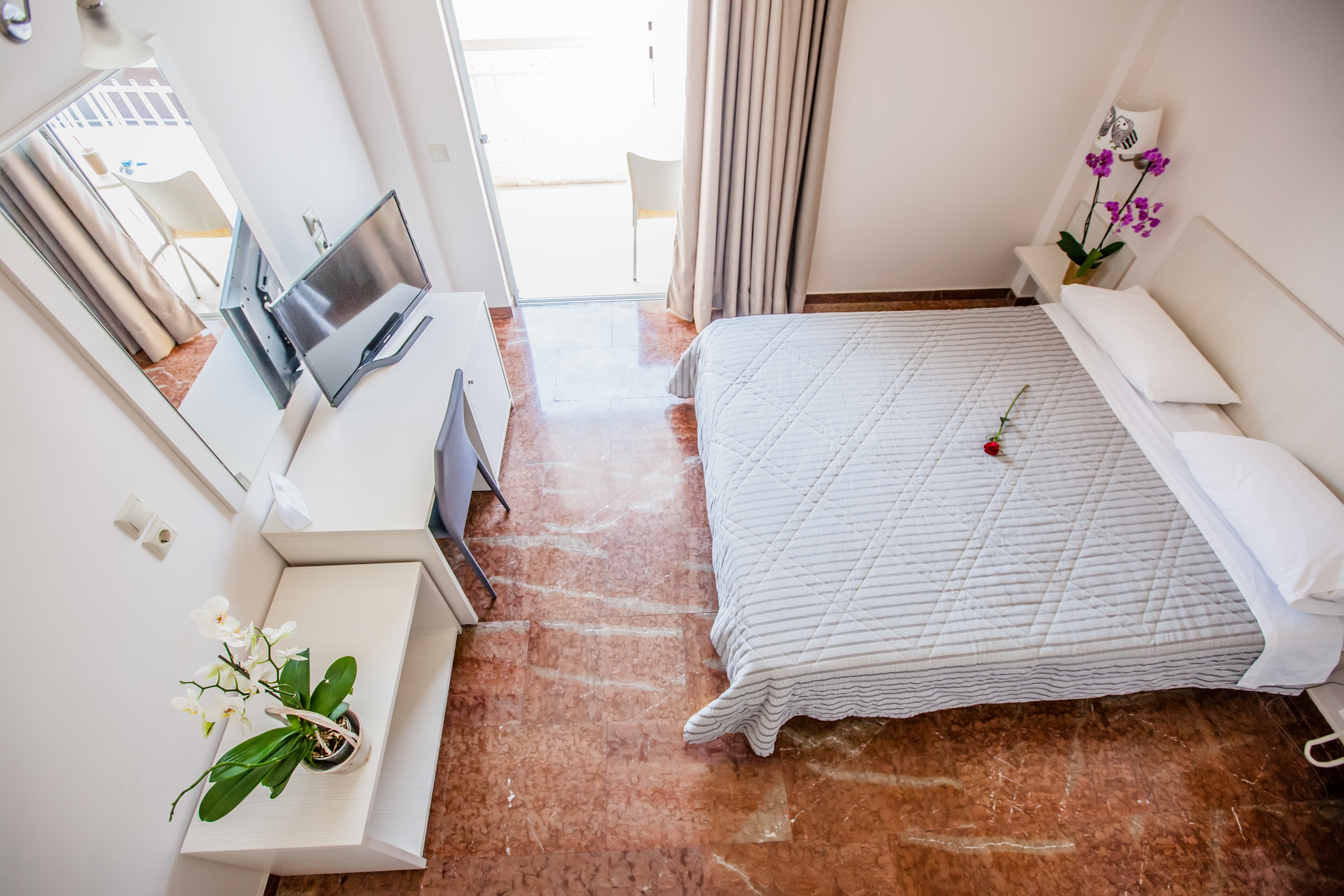 Elena Hotel
